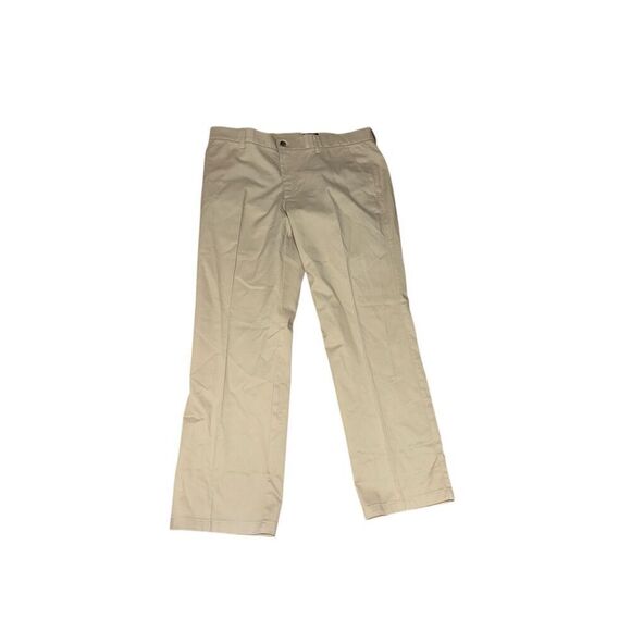 NEW WITH TAGS Men St John's Bay straight Fit IRON FREE Easy Care  flat front Pan - Picture 1 of 4